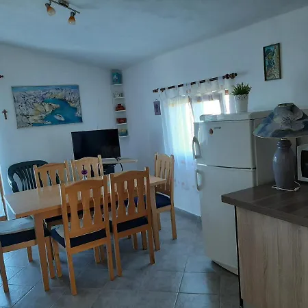 Mira טקון