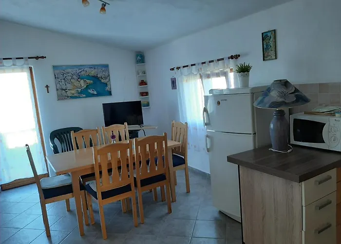 Mira טקון